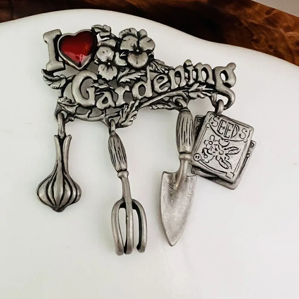 Vintage Danecraft I Love Gardening Pewter Pin Brooch Red Enameled Heart 1198